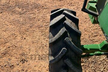 John Deere   6110M 4x4 Tractor John Deere   6110M 4x4 Tractor