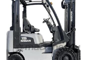 Nissan DX 15 diesel forklift 1.5 t