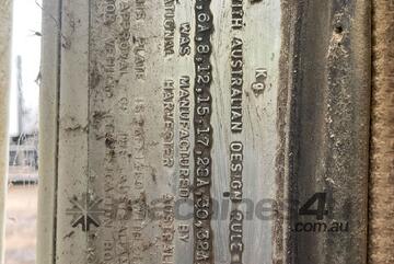 1982 International ACCO 1900 Aggregate Loader