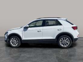 2023 Volkswagen T-Roc CityLife Petrol (WOVR - Repairable Write-Off) - picture2' - Click to enlarge