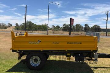 Hummel 4t tipper trailer