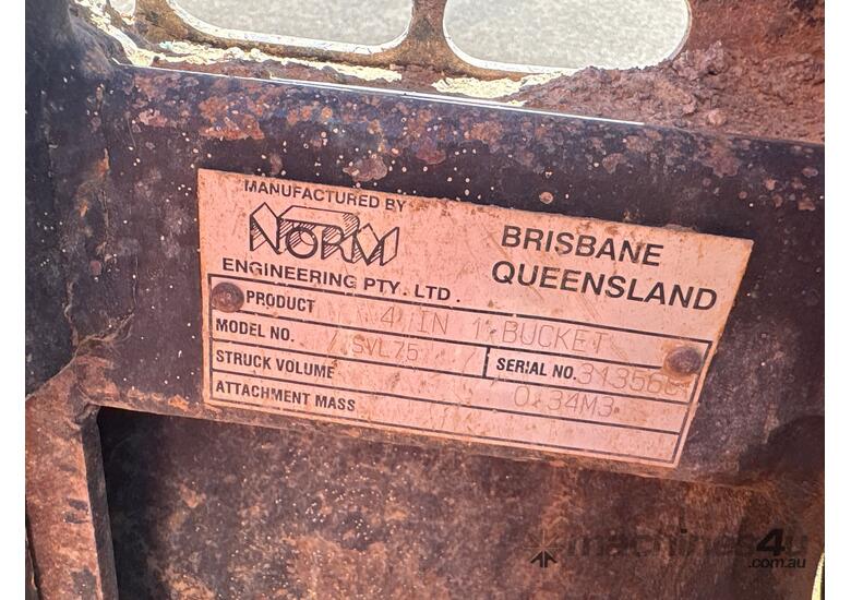 Kubota SVL75-2CHW AU Skid Steer (Rubber Tracked)