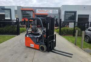 Toyota Forklift 1.8T 3 Wheel Electric - New Battery (Unit#:AU387)