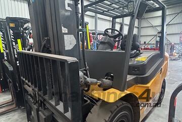   Liugong CLG2045 Diesel Forklift High Capacity & Reliable