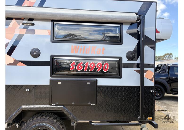 2023 Apache WildKat Toy Hauler Caravan