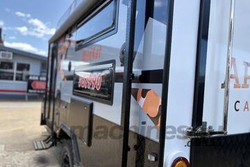 2023 Apache WildKat Toy Hauler Caravan