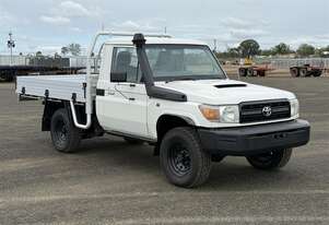 2017 TOYOTA LANDCRUISER WORKMATE UTE