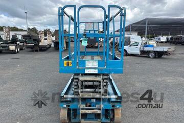 2011 Genie GS2646 Scissor Lift