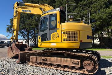 Komatsu 2018   PC228USLC-8