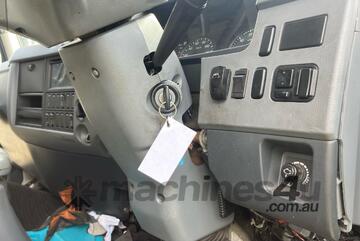 2017 Mitsubishi Fuso Fighter 1227 Curtainsider