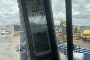 2009 New Holland HDT9060 Tractor