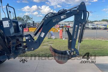 2023 UHI UHI1004 Tractor/ Loader (4 x 4)