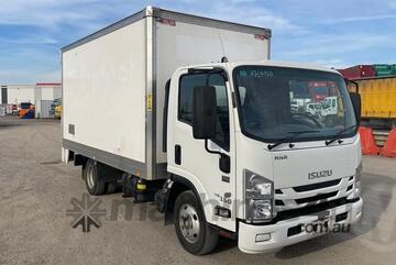 Isuzu   NNR
