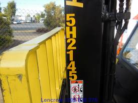 Late model Hyster container entry for hire - picture0' - Click to enlarge
