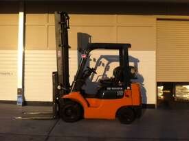 Toyota Forklift 42-7FG18 Great Condition - picture0' - Click to enlarge