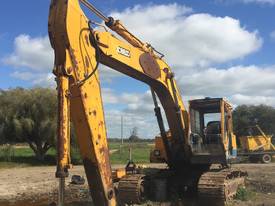 Dismantling 20 tonne Excavator - picture0' - Click to enlarge