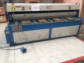 Just In! HAFCO 2500mm x 4mm Hydraulic Guillotine - picture0' - Click to enlarge