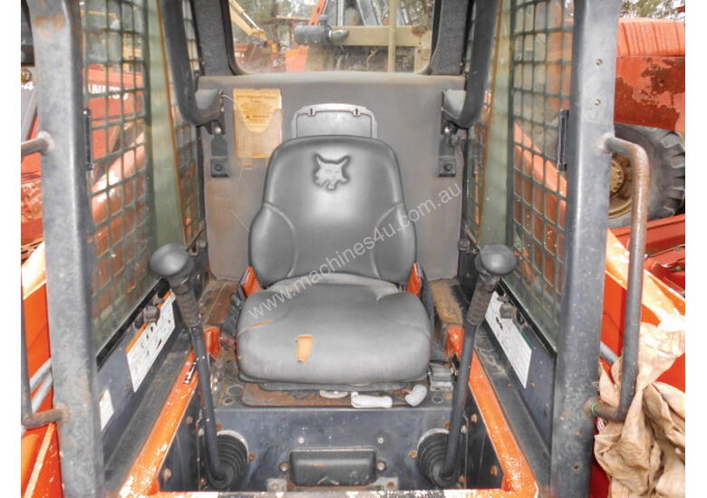 caption S150 , bobcat 1372hrs