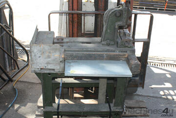 FOOT PEDAL PUNCH Press foot operated FOOT PEDAL PUNCH Press foot operated
