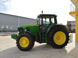 JOHN DEERE 7430 - Green Star Ready - picture2' - Click to enlarge