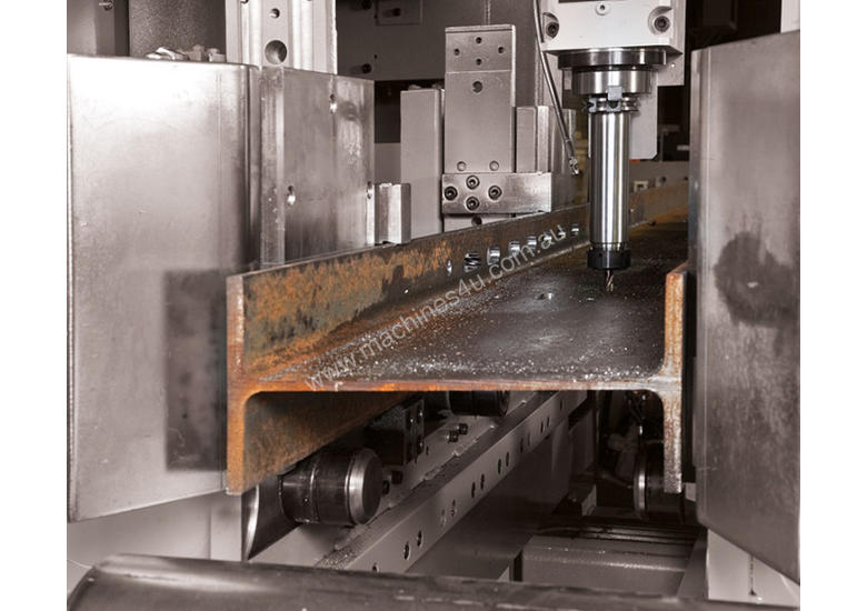 caption Vernet-Behringer HDX-evo 3 Spindle Beam Line