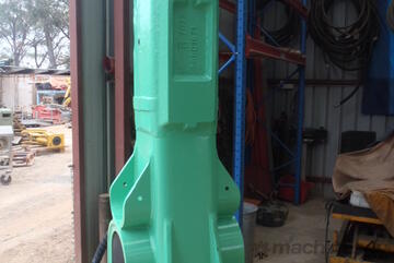 Montabert V55 Hydraulic Hammer Breaker Montabert V55 Hydraulic Hammer Breaker
