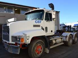 1998 MACK CH688RST CH Full Truck wrecking for parts to be sold - Top Quality great value  - picture0' - Click to enlarge
