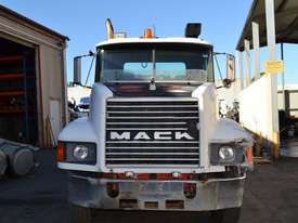 1998 MACK CH688RST CH Full Truck wrecking for parts to be sold - Top Quality great value  - picture0' - Click to enlarge
