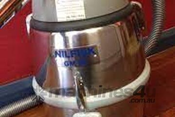 Nilfisk GM80B Industrial Dry Vacuum Nilfisk GM80B Industrial Dry Vacuum