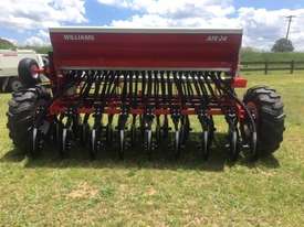 Williams ATE-24 Seed Drills Seeding/Planting Equip - picture2' - Click to enlarge