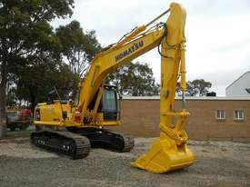 Komatsu HB215LC-1 Tracked-Excav Excavator - picture2' - Click to enlarge