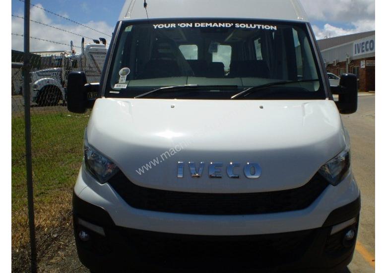 caption Iveco Mini bus Bus