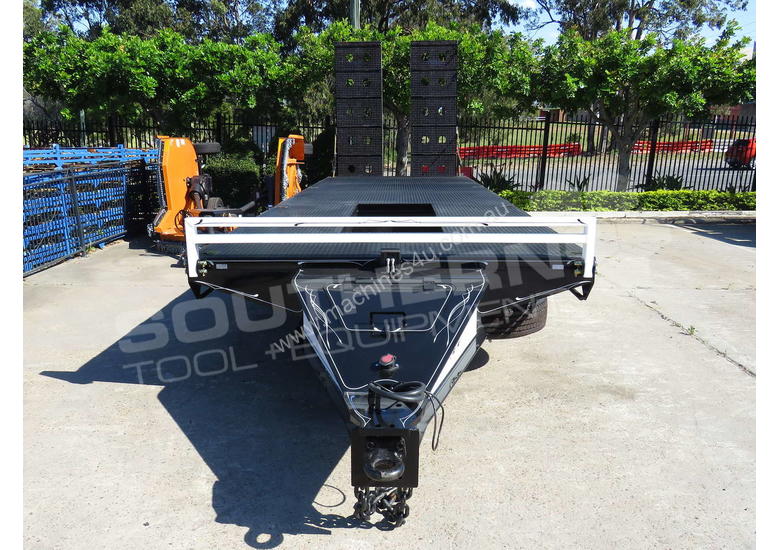 caption Tri Axle 28 Ton ELITE Tag Trailer Custom BLK ATTTAG