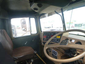 Mack R 6X6 Cargo Truck Tray Truck - picture1' - Click to enlarge