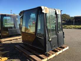 NEW CAT 966G SERIES II CABIN - picture0' - Click to enlarge