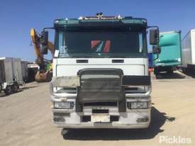 2004 Iveco Eurotech MP4100 - picture1' - Click to enlarge