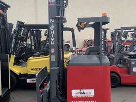 Rent Me - Fully refurbished Reach Trucks - Great Batteties & Wheels - picture0' - Click to enlarge