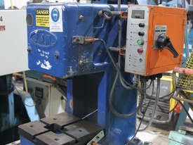 JAM 5 Tonne Press - picture0' - Click to enlarge