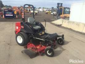 2015 Toro GroundsMaster 7210 - picture2' - Click to enlarge