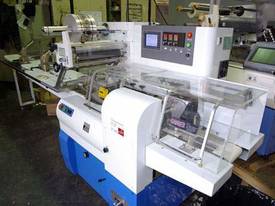 IOPAK IFW-501E - Horizontal Flow Wrapper - picture2' - Click to enlarge
