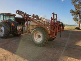 Croplands  Boom Spray Sprayer - picture1' - Click to enlarge