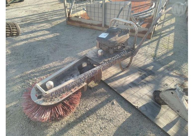 caption CKC Contractors Kerb Cleaner