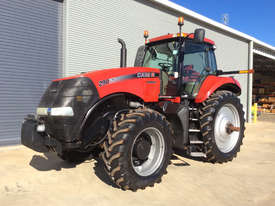 Case IH Magnum 290 FWA/4WD Tractor - picture0' - Click to enlarge