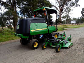 John Deere 1600 Wide Area mower Lawn Equipment - picture1' - Click to enlarge