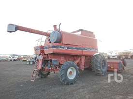 CASE IH 1666 Combine - picture1' - Click to enlarge