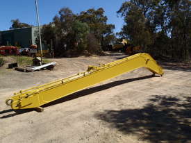Long Reach Boom Suit 30 Tonner PC300 - picture0' - Click to enlarge
