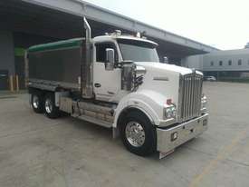 Kenworth T610SAR - picture0' - Click to enlarge