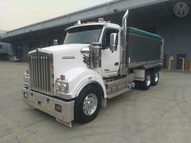 Kenworth T610SAR - picture1' - Click to enlarge