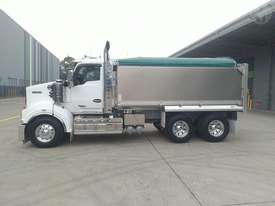 Kenworth T610SAR - picture2' - Click to enlarge