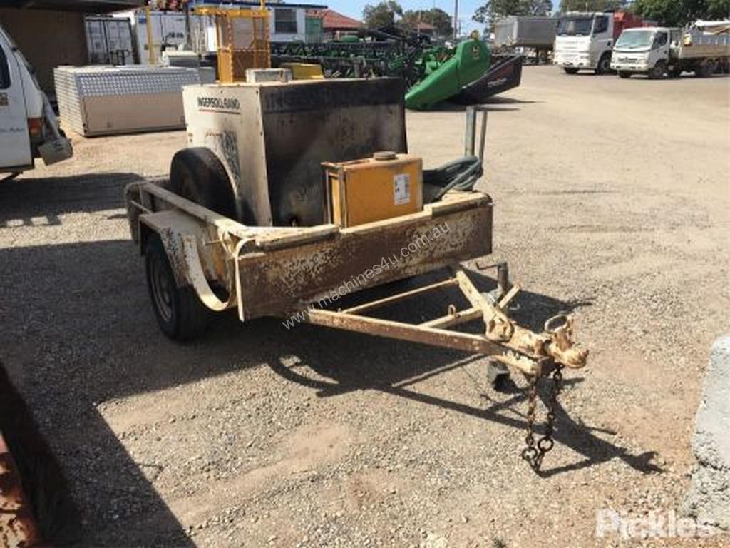 Used Custom Custom Box Trailer Box Trailer in , Listed on Machines4u